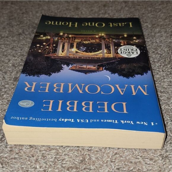 Last One Home A Novel In Large Print Softcover Book by Debbie Macomber - Picture 4 of 14